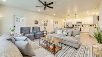 Casa (3 Bedrooms) | Interior