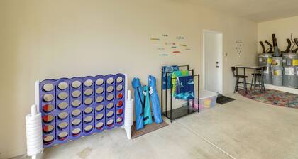 Family-friendly Florence Home: 3 Mi to the Coast!