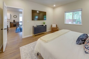 House (3 Bedrooms) | Interior - Family-friendly Florence Home: 3 Mi to the Coast! (Florence)