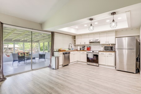 House (3 Bedrooms) | Interior. 18 Mi to Dtwn Atlanta: Pet-friendly Home w/ Yard!