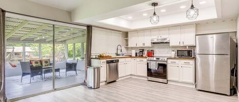 House (3 Bedrooms) | Interior