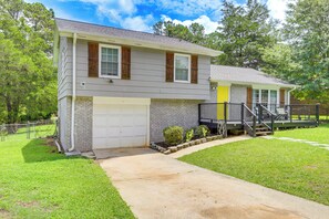 House (3 Bedrooms) | Interior - 18 Mi to Dtwn Atlanta: Pet-friendly Home w/ Yard! (Atlanta)