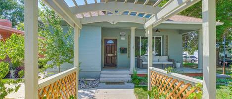 House (1 Bedroom) | Interior