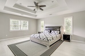 Interior - ~ 1/2 Mi to Mercedes-benz Stadium: Atlanta Home (Atlanta)