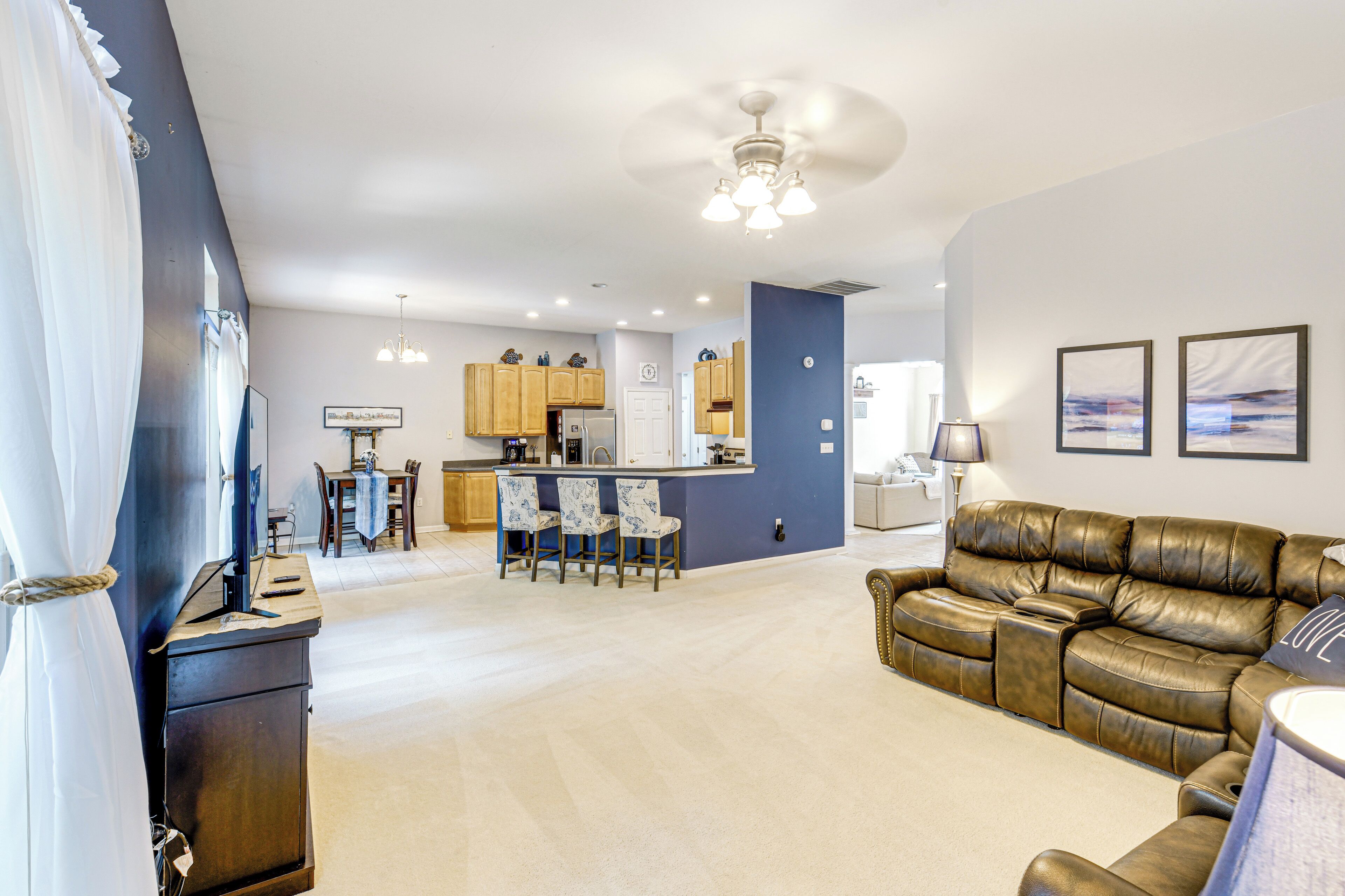 المنشأة من الداخل