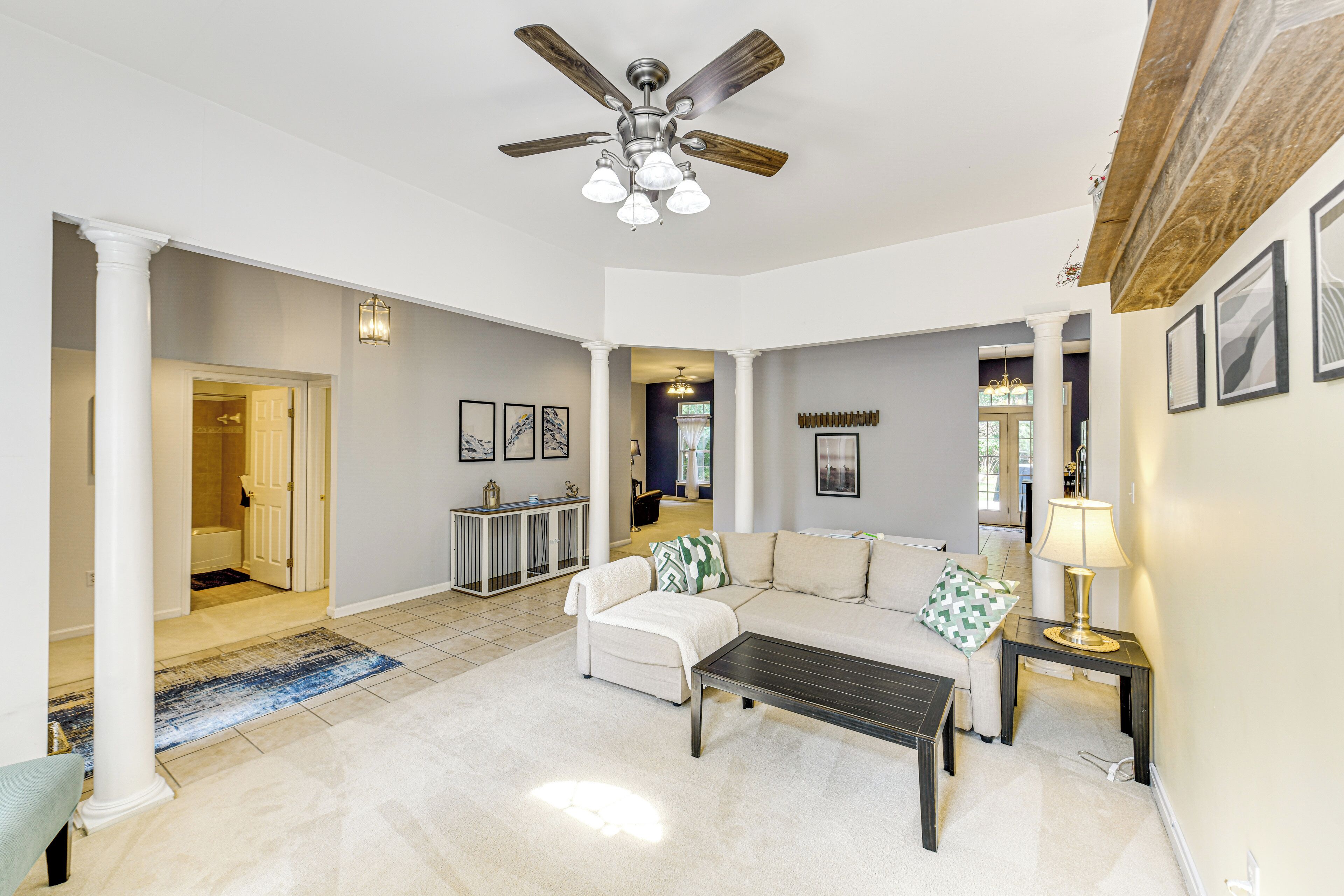 House (3 Bedrooms) | Interior