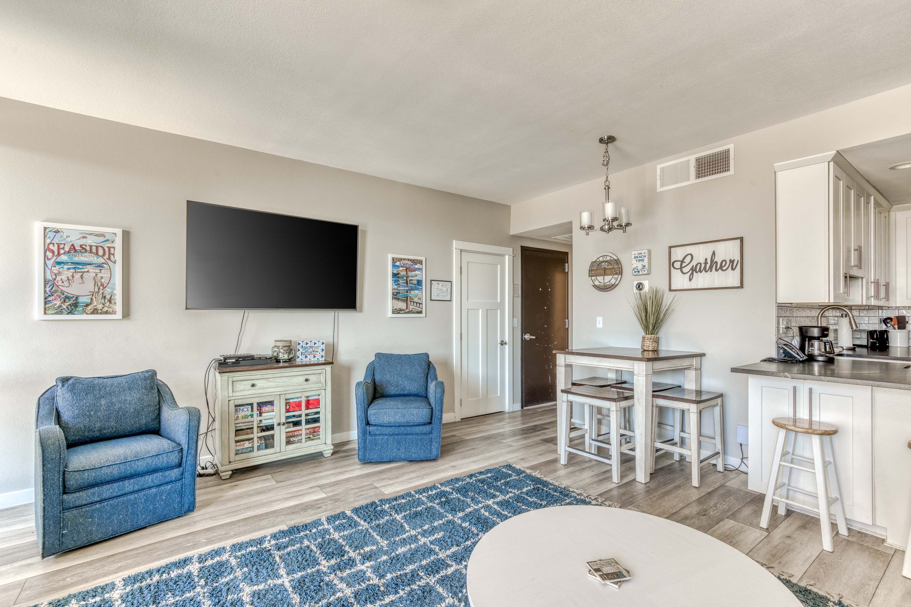 TV, fireplace, DVD player, offices