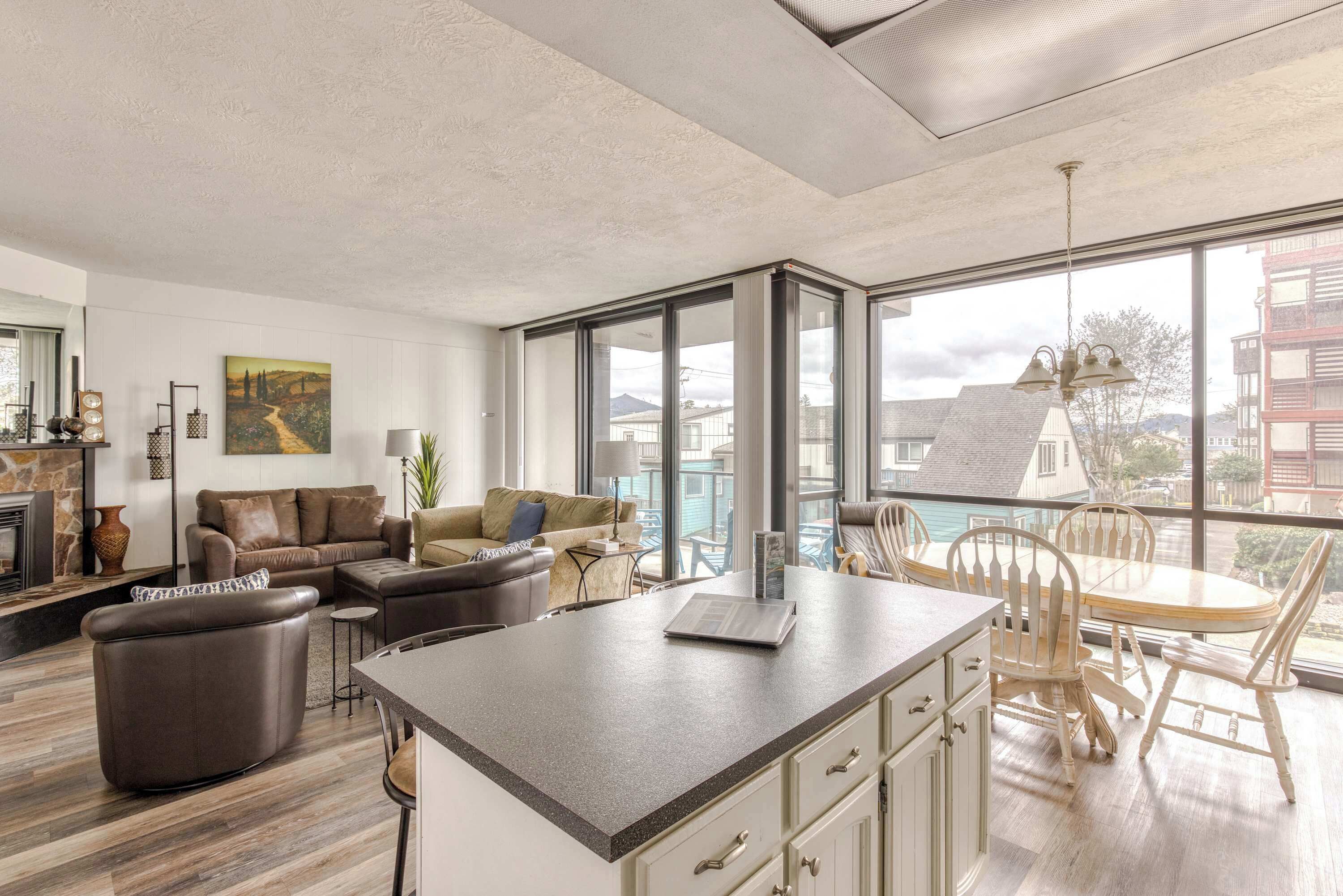 TV, fireplace, DVD player, offices