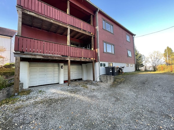 Arctic Paradise - 4 Bedroom Apartment In Tromso - Tromsø