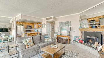 TV, fireplace, DVD player, offices