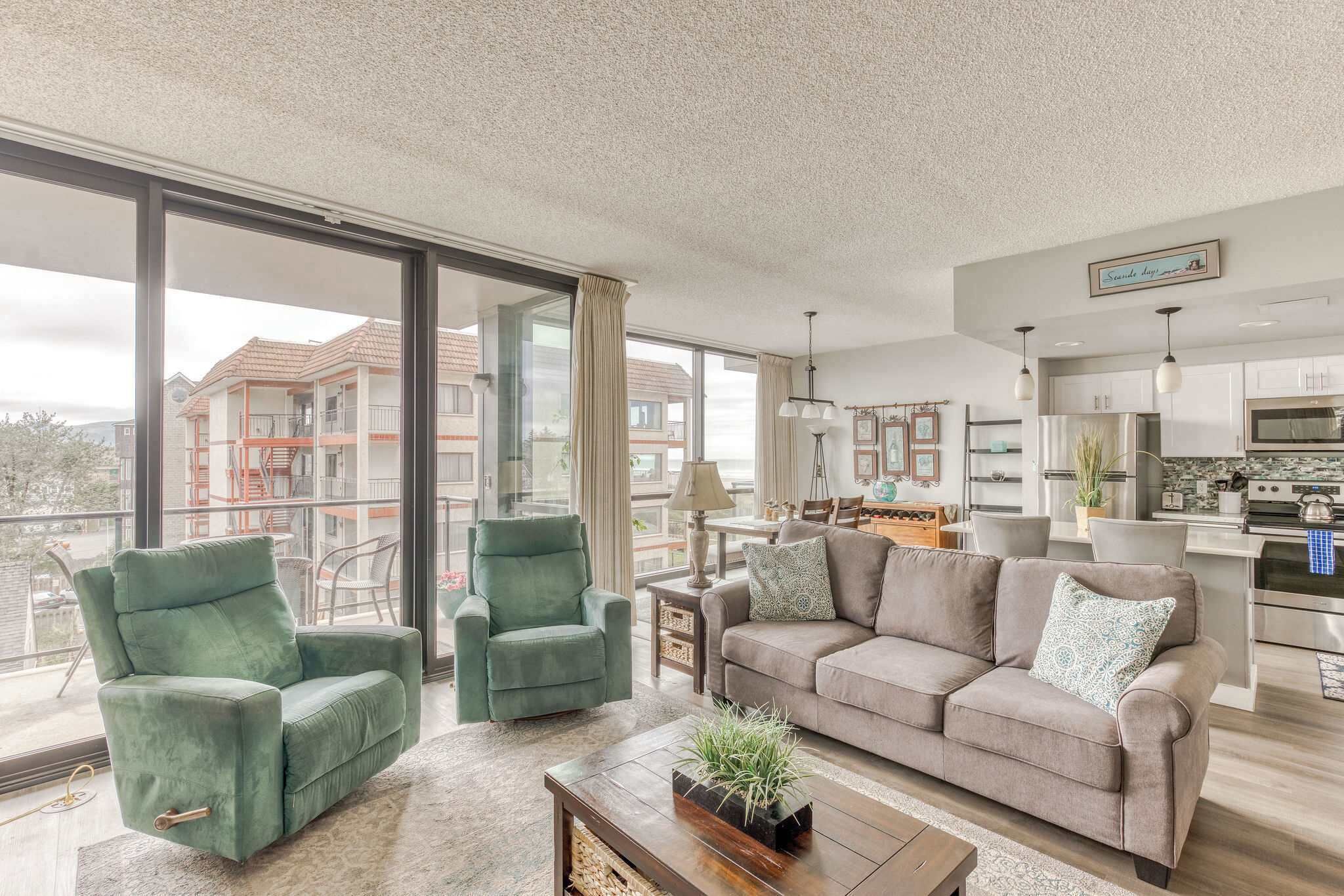 TV, fireplace, DVD player, offices