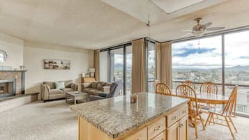 TV, fireplace, DVD player, offices