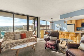 TV, fireplace, DVD player, offices