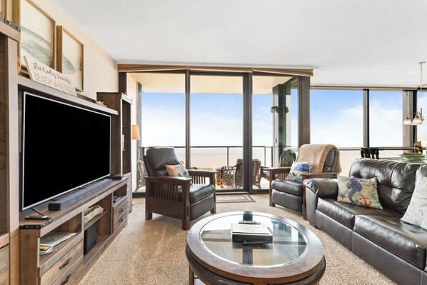 TV, fireplace, DVD player, offices