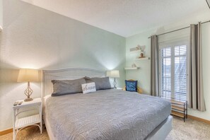 2 多间卧室、熨斗/熨衣板、WiFi、床单