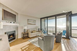 TV, fireplace, DVD player, offices - Sand & Sea (508) Salt Life - Lux Beachfront w Pool (Seaside)