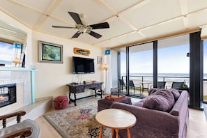 TV, peis og kontorer