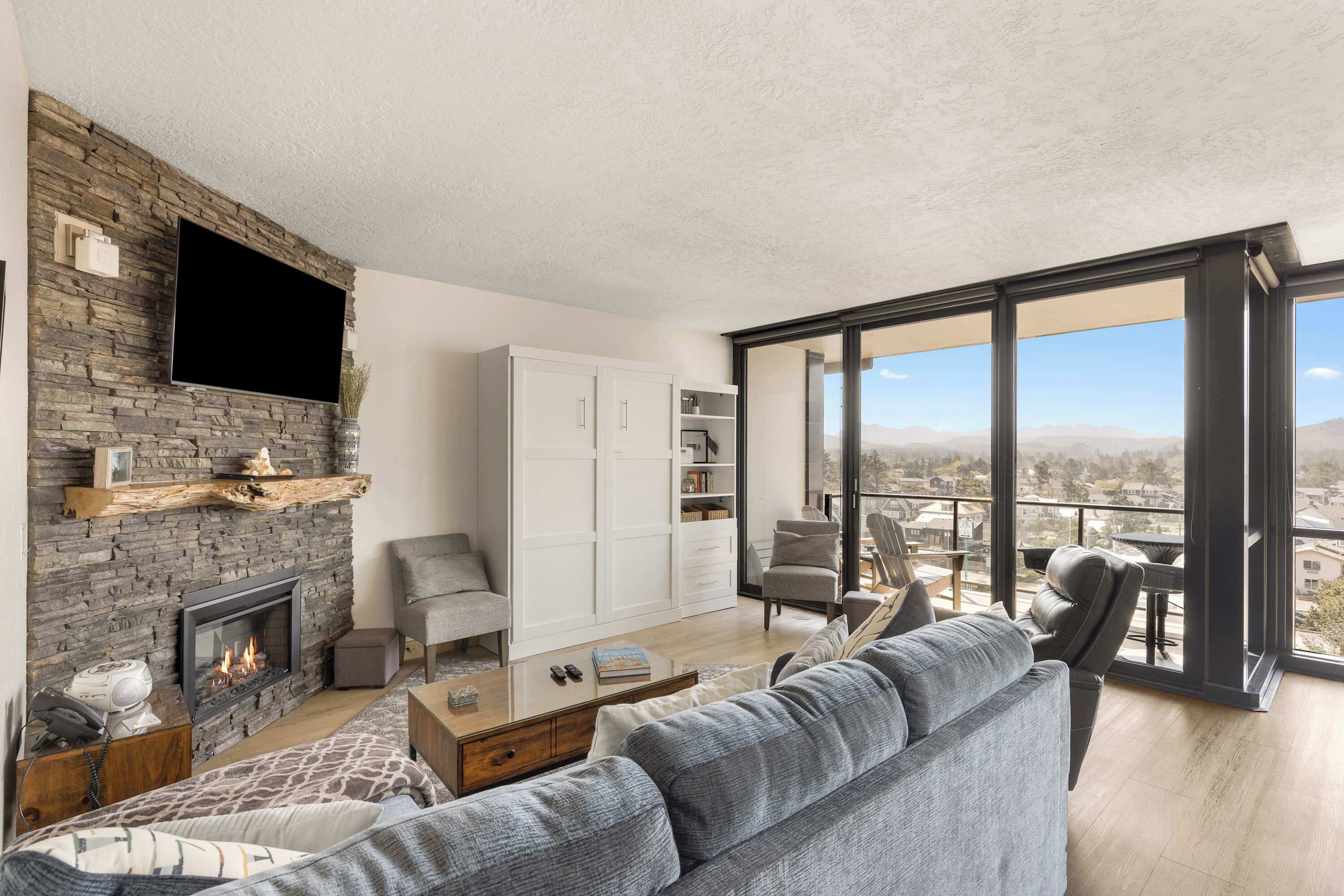 TV, fireplace, DVD player, offices