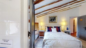 Unclassified image, 5 of 32, button - Elegant 8-bed Boutique Style Cortijo in Caniles (Caniles)