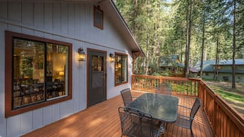 Rumah, 2 kamar tidur | Tempat makan outdoor