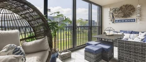 Kondominium, 2 kamar tidur | Halaman properti