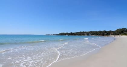 Jo Sea - New build, Luxury in Vincentia with Ocean Views