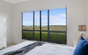 4 bedrooms