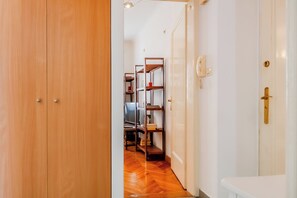 Honeymoon Studio, Air conditioning (Cozy Studio in the Center of Zagreb) | Interior