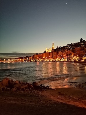 Beach nearby - Perle Rare (Menton)