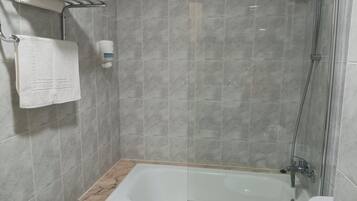 Double or Twin Room | Bathroom | Hair dryer, towels, soap, shampoo