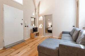 TV a schermo piatto 40 pollici con canali digitali