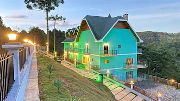 Fachada da propriedade