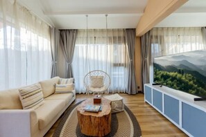 Room - The Valley of Flowers (Lijiang)