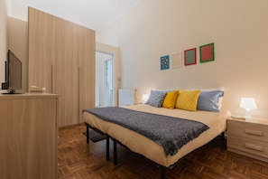 1 bedroom, free WiFi, bed sheets