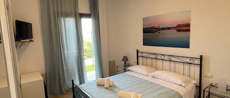 1 camera, Wi-Fi, lenzuola