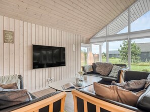 TV, fireplace - "Imke" - 1km from the sea by Interhome (Væggerløse)
