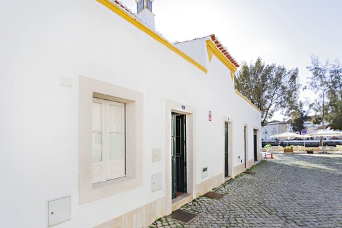 Yellow Stripe in Tavira