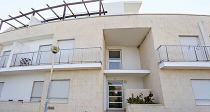 Cam lia in Tavira With 2 Bedrooms and 2 Bathrooms