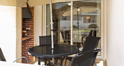 Cam lia in Tavira With 2 Bedrooms and 2 Bathrooms