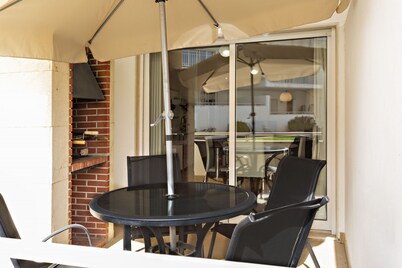 Cam lia in Tavira With 2 Bedrooms and 2 Bathrooms