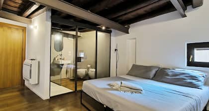 Garitta Twelve whole house with sea view terrace in the historic center