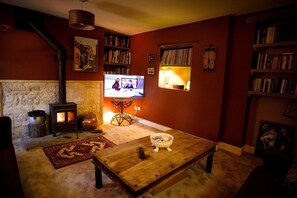Cottage | Interior