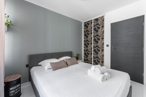 3 bedrooms, iron/ironing board, free WiFi, bed sheets - L'Amharique - À Lyon, 5min de la gare Part-Dieu (Lyon)