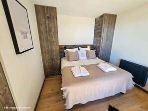 2 chambres, bureau, fer et planche à repasser, Wi-Fi gratuit