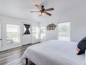 2 bedrooms, free WiFi, bed sheets