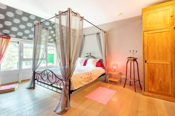 5 soverom og wi-fi (inkludert)