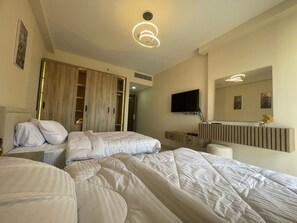 2 bedrooms, iron/ironing board, WiFi, bed sheets - Charming 2-bedroom apartment with pool view WiFi and AC in lovely New Cairo City (New Cairo City)