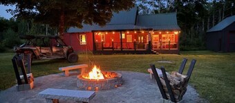 Halls Corner Lodge - Peaceful Woodland Escape