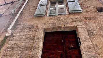 DĂ©tail de lâextĂ©rieur