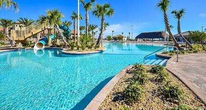 Spacious 10-Bedroom Family Retreat: Kid-Friendly Resort with Fun Amenities: